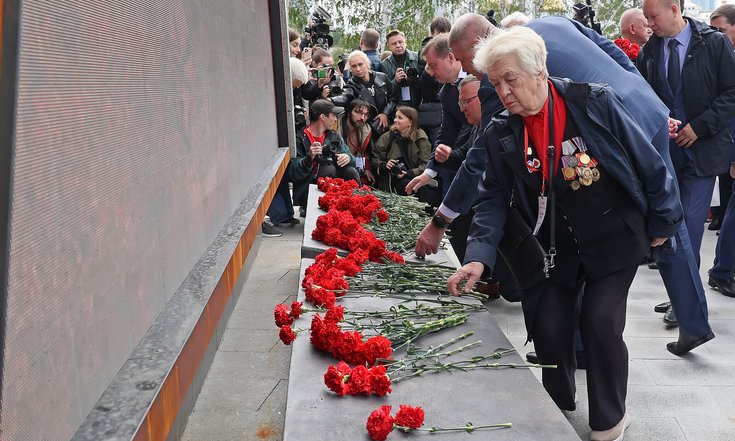 Владимир Якушев: «Стела «Город трудовой доблести» — символ стойкости и мужества жителей Среднего Урала»