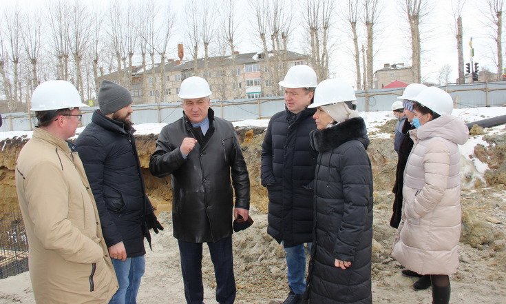 По программе создания современного облика сельских территорий на Урале построят две школы и десятки километров газосетей