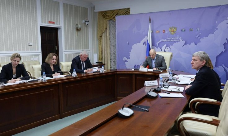Заседание межведомственной комиссии по вопросам неформальной занятости и легализации трудовых отношений при полпреде