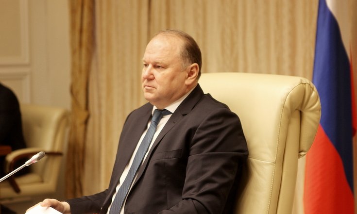 Николай Цуканов провел совещание, на котором рассматривались вопросы функционирования социальных учреждений и формы социального обслуживания лиц и семей, находящихся в сложных жизненных ситуациях, в период наступления холодов