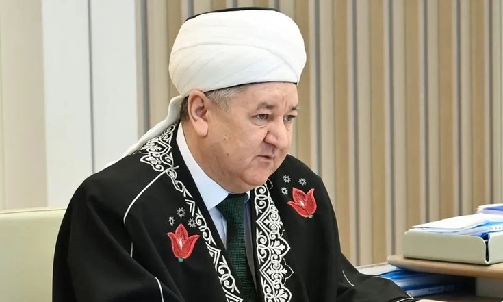 Владимир Путин наградил орденом Дружбы муфтия Ямала Хайдара Хафизова