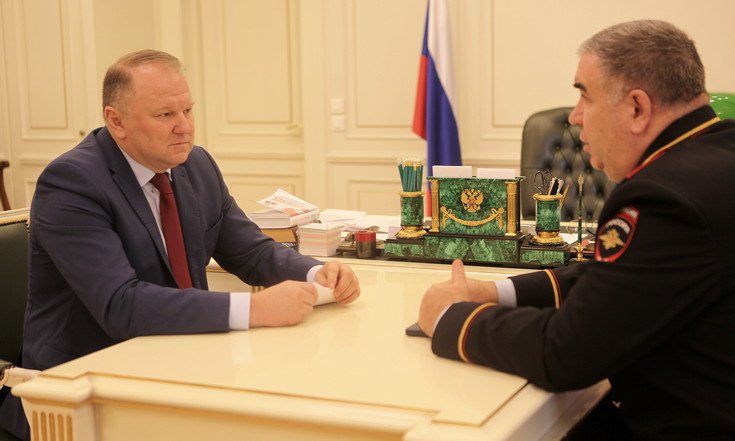 Рабочая встреча с начальником Управления на транспорте МВД России по Уральскому федеральному округу Александром Востриковым