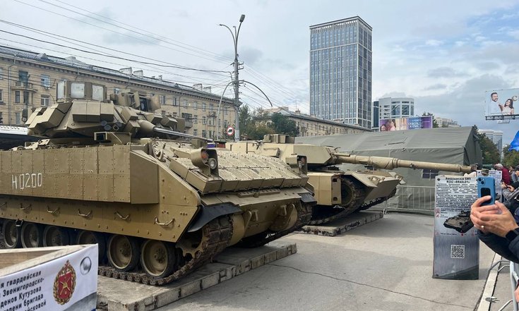 Выставка  «Сила V правде - гордость и победа» открылась в Новосибирске