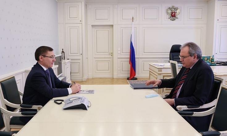 Владимир Якушев: «Закон должны соблюдать все стороны процесса»