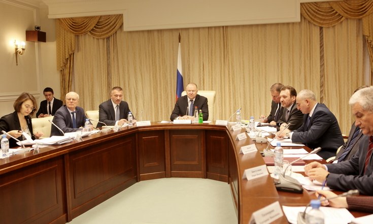Николай Цуканов провел совещание о готовности органов исполнительной власти к приему детей в организации общего, основного общего и среднего общего образования