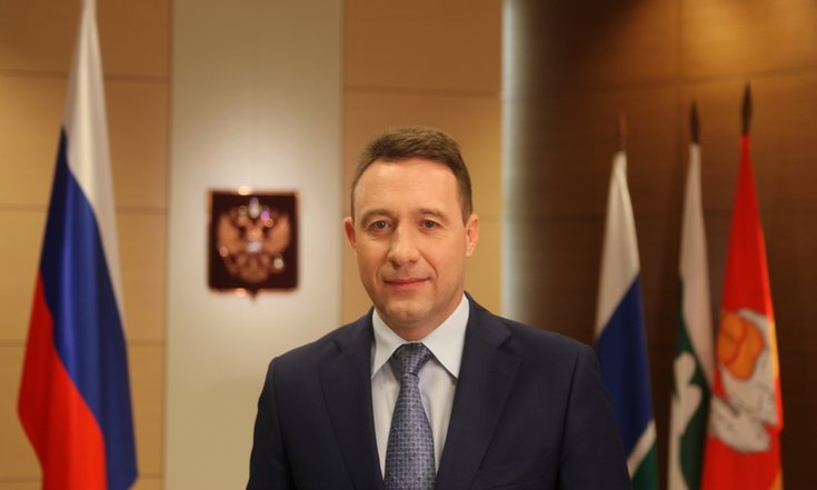 Игорь Холманских поздравил жителей Уральского федерального округа с Праздником Весны и Труда (ВИДЕО)