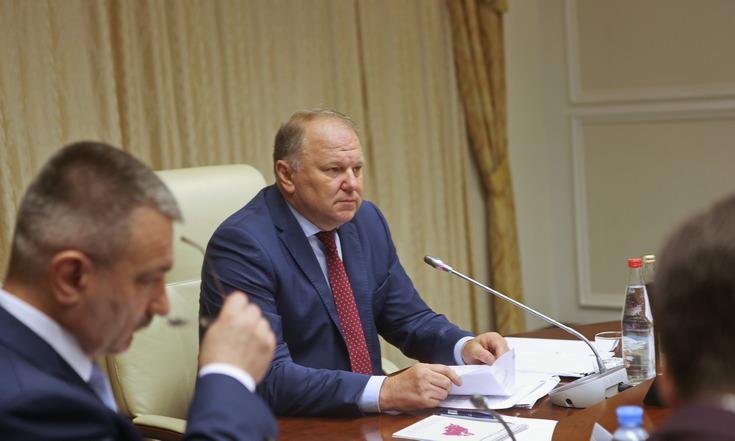 Николай Цуканов провел совещание по вопросам качества оказания государственных и муниципальных услуг органами власти в Уральском федеральном округе