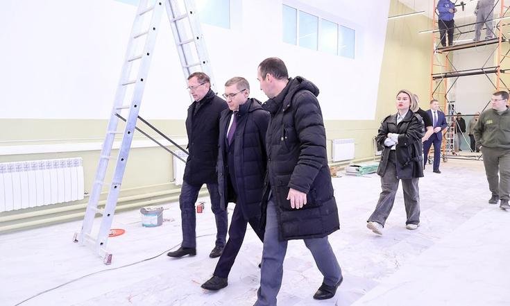 Владимир Якушев: «Фонды защитников Отечества в регионах УрФО должны решать вопросы своих посетителей в режиме: «здесь и сейчас»