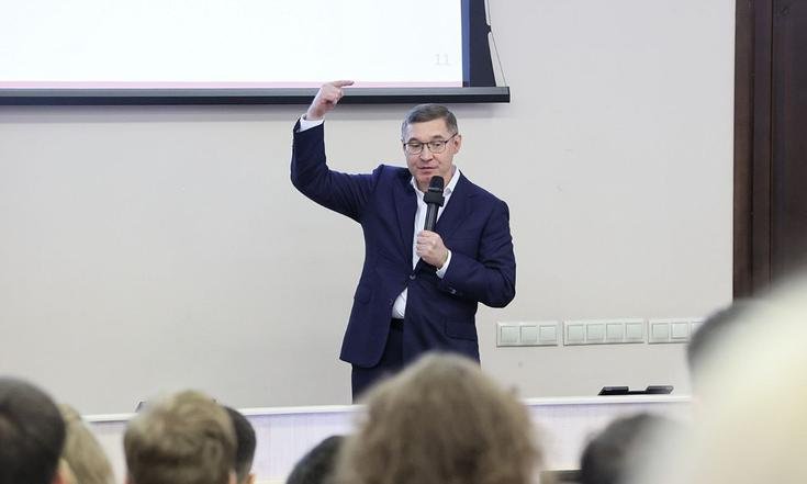 Владимир Якушев: «Знания – это ключ к будущему»