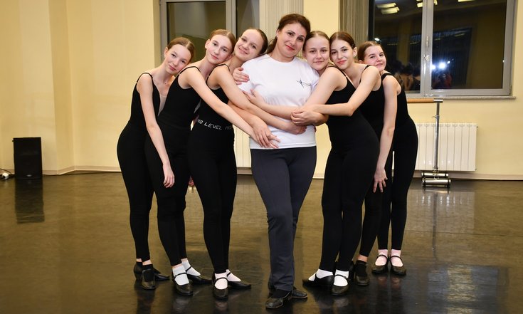 За высокие достижения лучшие преподаватели школ искусств Ямала получат премии в размере 80 тысяч от губернатора