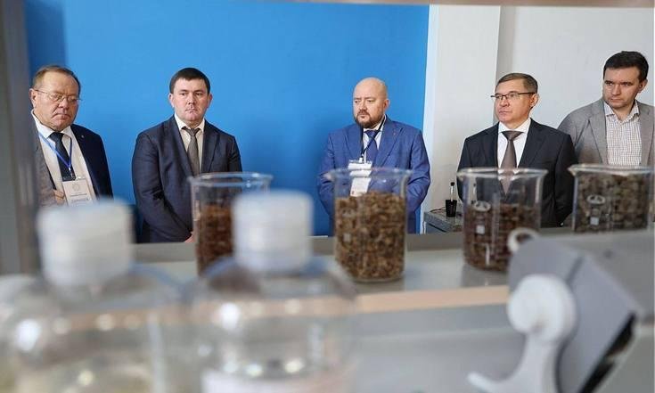 Владимир Якушев посетил технопарк «Университетский»