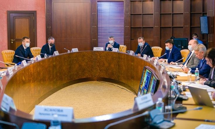 Владимир Якушев: «У нефтегазовых компаний должно быть понимание, куда двигаться в будущем»