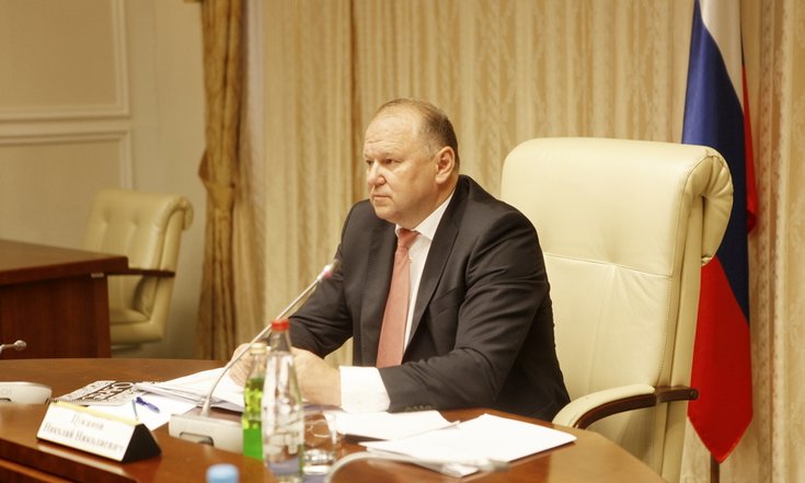 Николай Цуканов держит вопросы подготовки к отопительному сезону на постоянном контроле