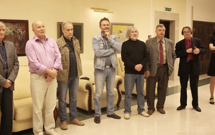 Сегодня в резиденции полномочного представителя Президента России в Уральском федеральном округе состоялась церемония закрытия выставки Тюменского отделения Союза художников России «Искусство Западной Сибири» (масло, акварель, графика)