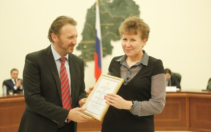 Церемония награждения победителей XI Открытого конкурса социальных программ/проектов «12 гражданских инициатив Уральского федерального округа 2015 года»