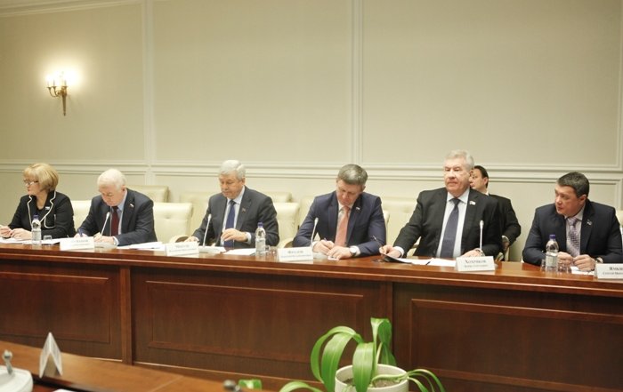 Заседание Совета председателей Законодательных собраний субъектов УФО