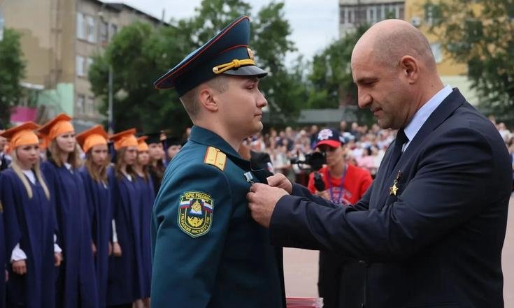 Выпуск молодых специалистов Уральского института МЧС