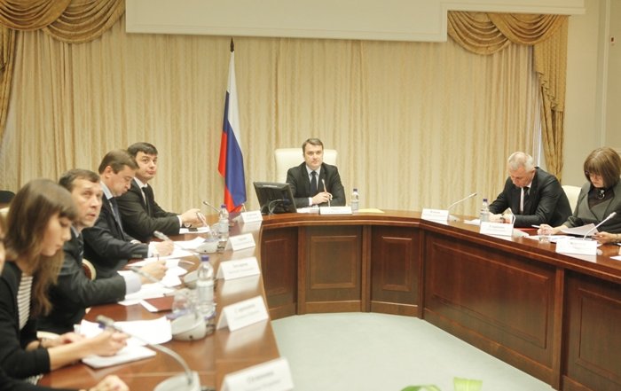 Заседание рабочей группы по подготовке и проведению молодежных форумов Уральского федерального округа