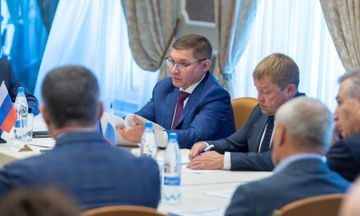 Владимир Якушев: «Обеспечить технологический суверенитет нашей страны можно лишь объединив усилия всего предпринимательского сообщества: крупного, среднего и малого бизнеса и органов власти»
