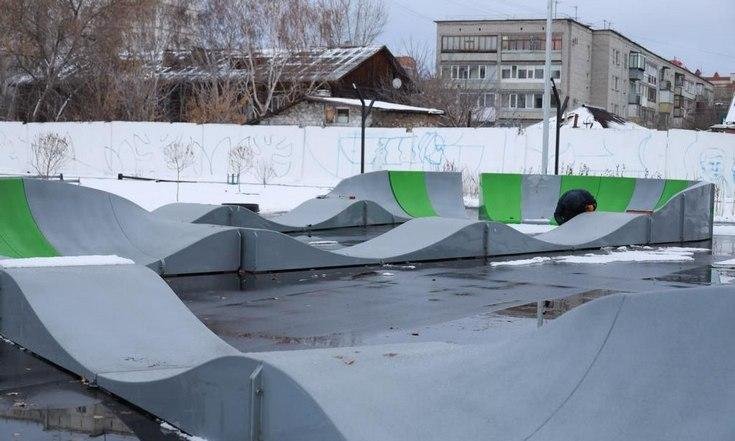 Владимир Якушев и  Вадим Шумков оценили ход работ на объектах в Кургане