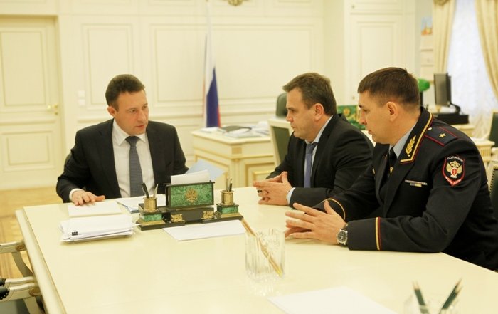 Рабочая встреча с с вновь назначенным начальником Управления ФСКН России по Свердловской области генерал-майором полиции Андреем Андрющенко