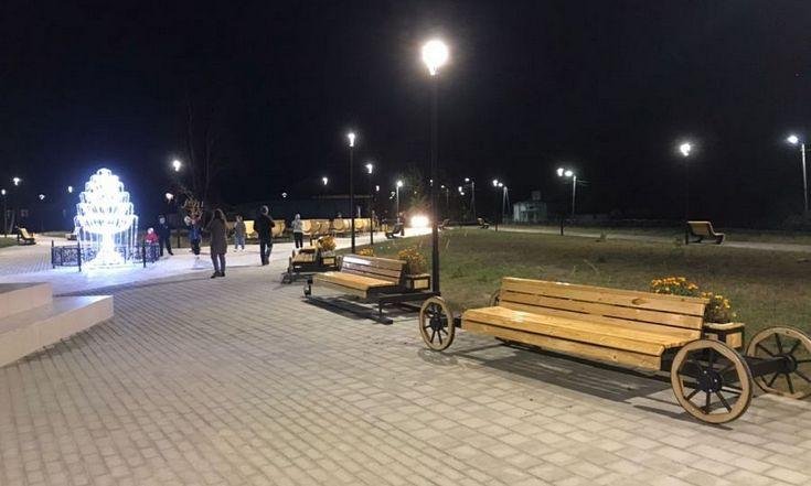 В Верхотурье открыли благоустроенный сквер