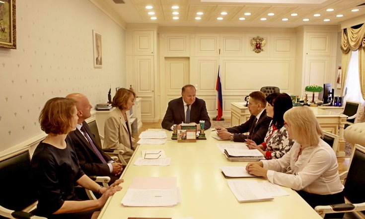 Николай Цуканов провел рабочую встречу по вопросам ускоренного внедрения цифровых технологий в экономике и социальной сфере УФО