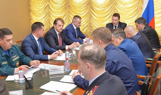 Совещание с руководителями правоохранительных органов ЯНАО