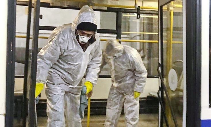 Андрей Руцинский проверил работу по дезинфекции общественного транспорта в Екатеринбурге